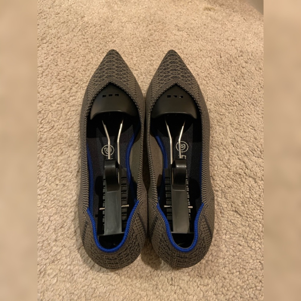 [SOLD] Rothy’s Walnut Python Points (Size 8.5) - Picture 2 of 10
